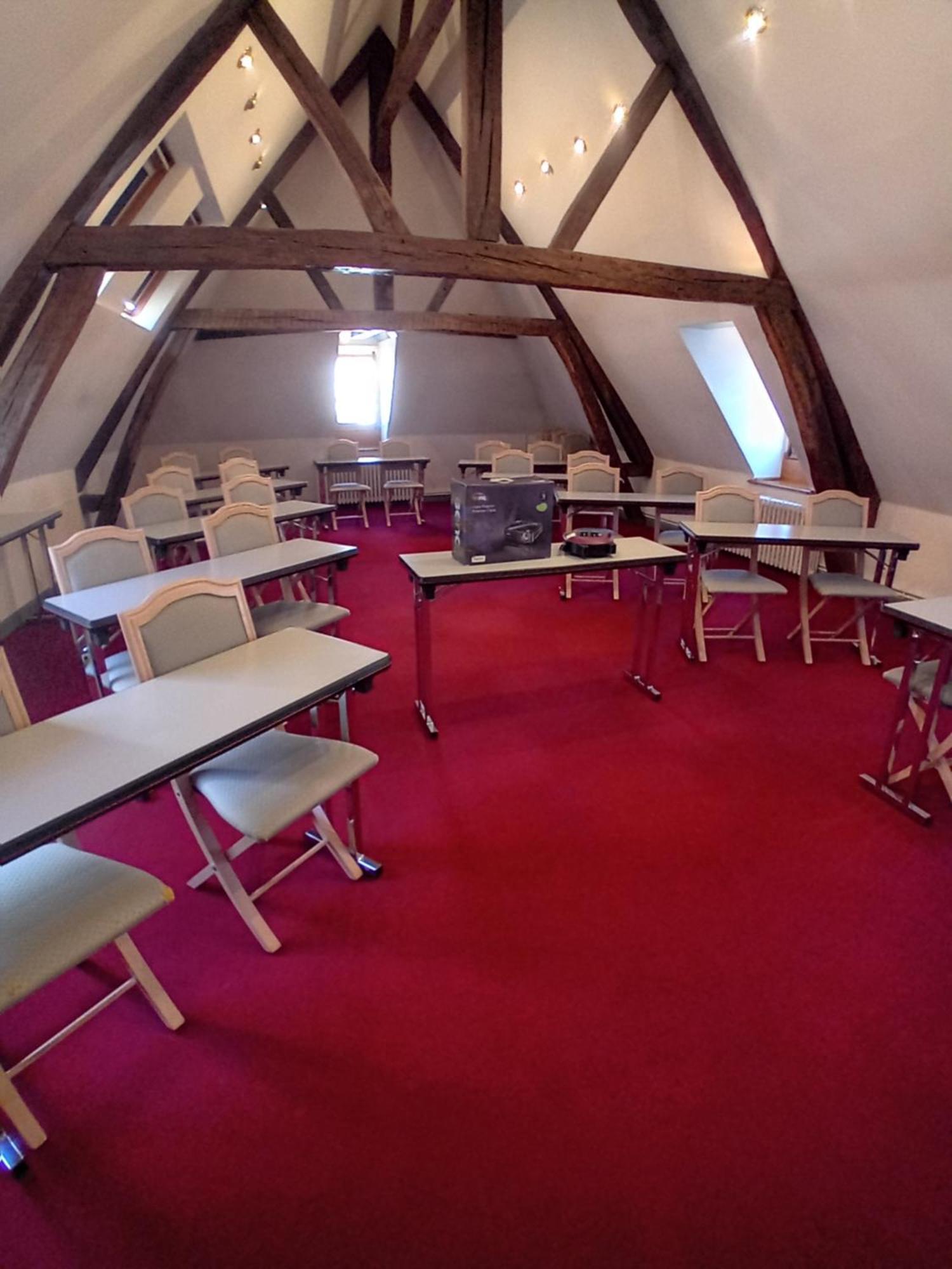 Hotel Particulier Des Canonniers Saint-Quentin  Bagian luar foto