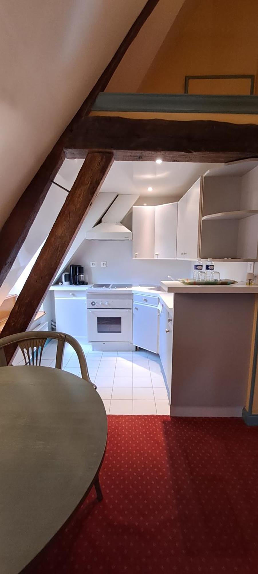Hotel Particulier Des Canonniers Saint-Quentin  Bagian luar foto