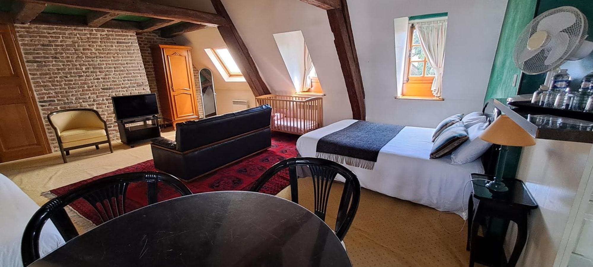 Hotel Particulier Des Canonniers Saint-Quentin  Bagian luar foto